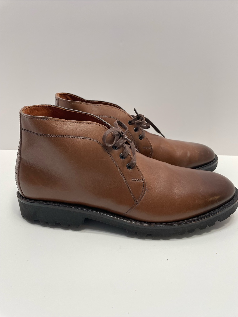 Allen Edmonds Leather “Wilson”Chukka Boots in Brown 9.5